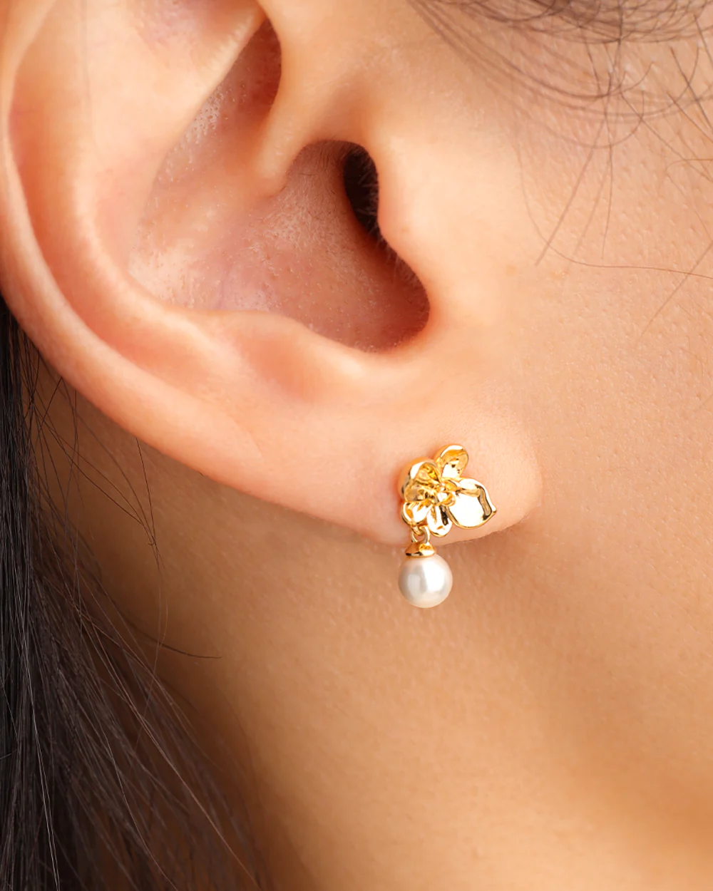 Caitlin Gold Studs - Image 2
