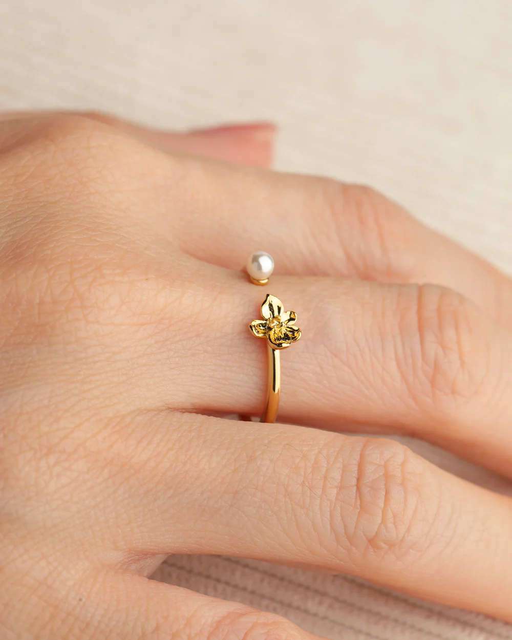 Cathy Gold Ring - Image 3