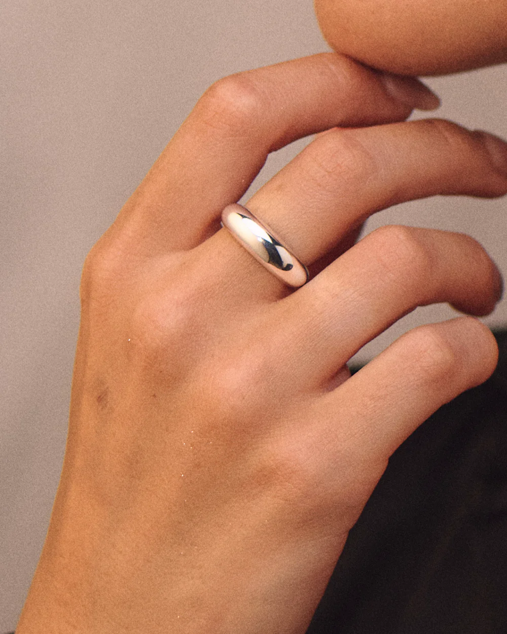 Devon Gold Ring - Image 2