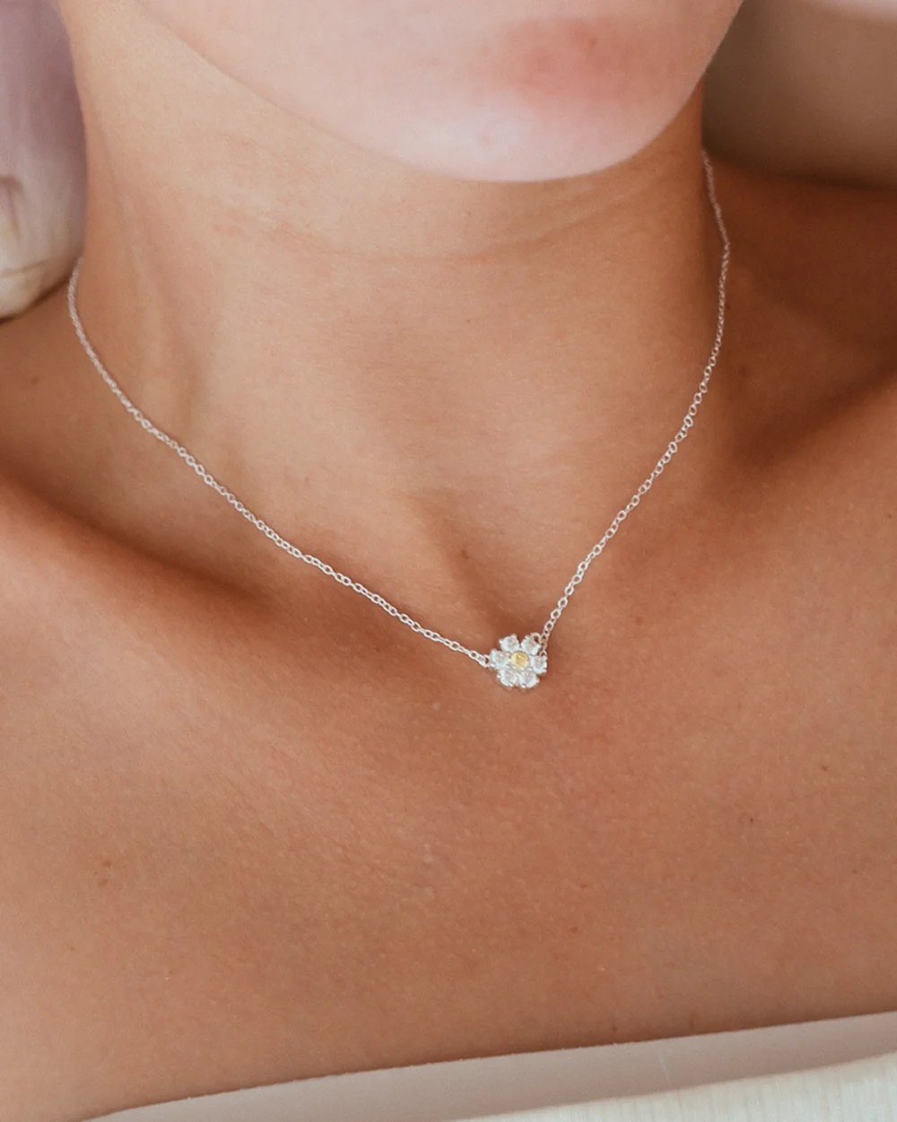 Flora Silver Necklace - Image 2