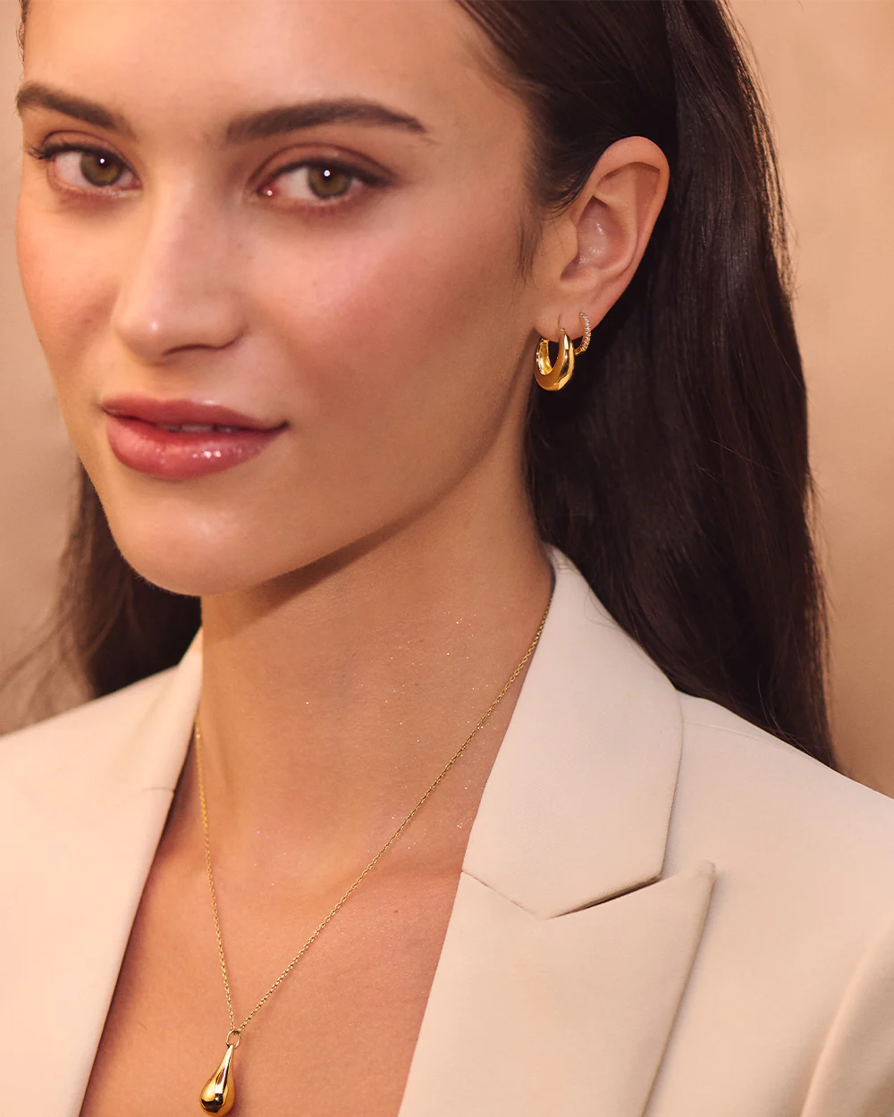 Amelie Gold Huggies - Image 3