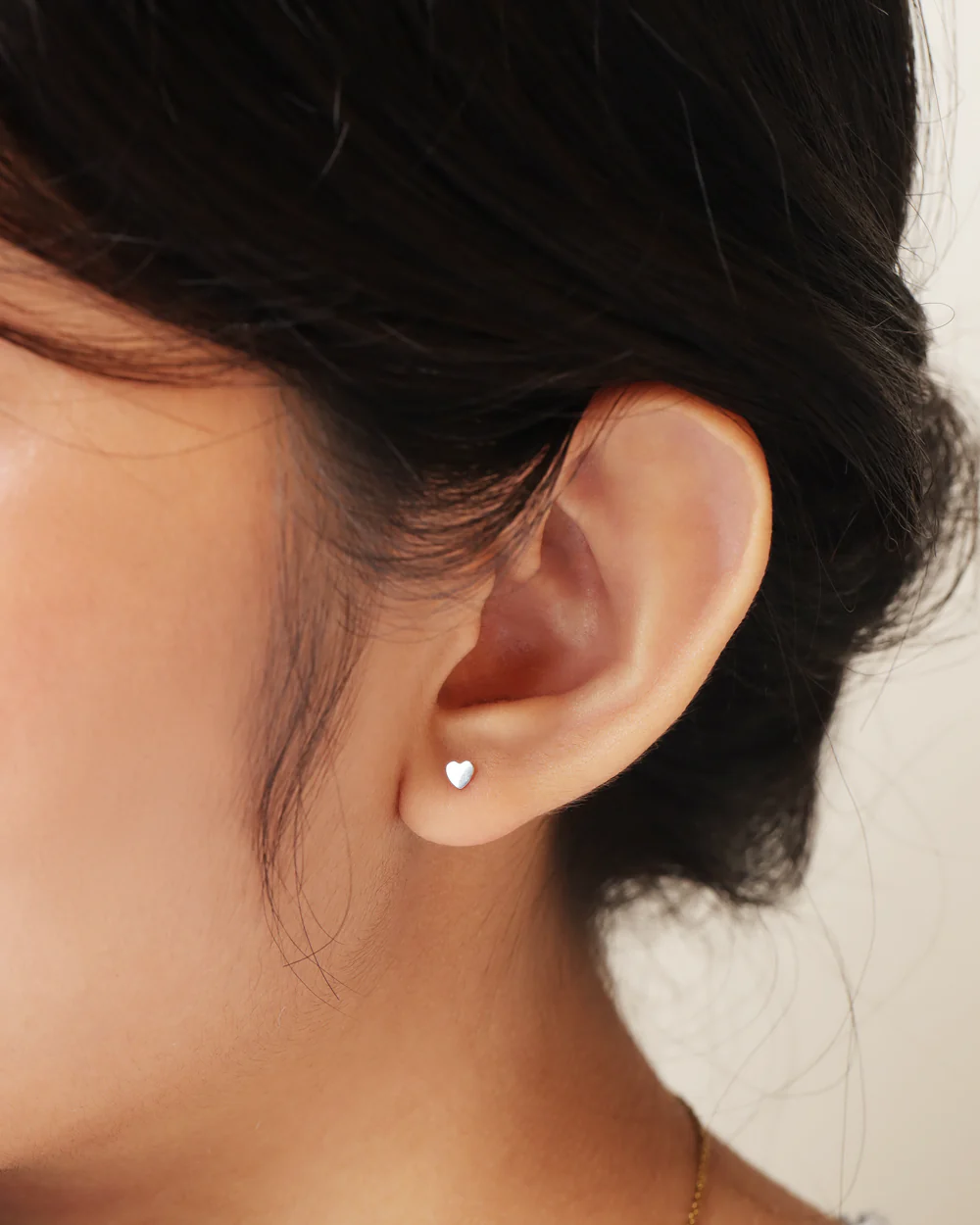 Sam Silver Flatback Stud - Image 3